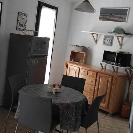 Apartment Pavillon Jardin Prive *